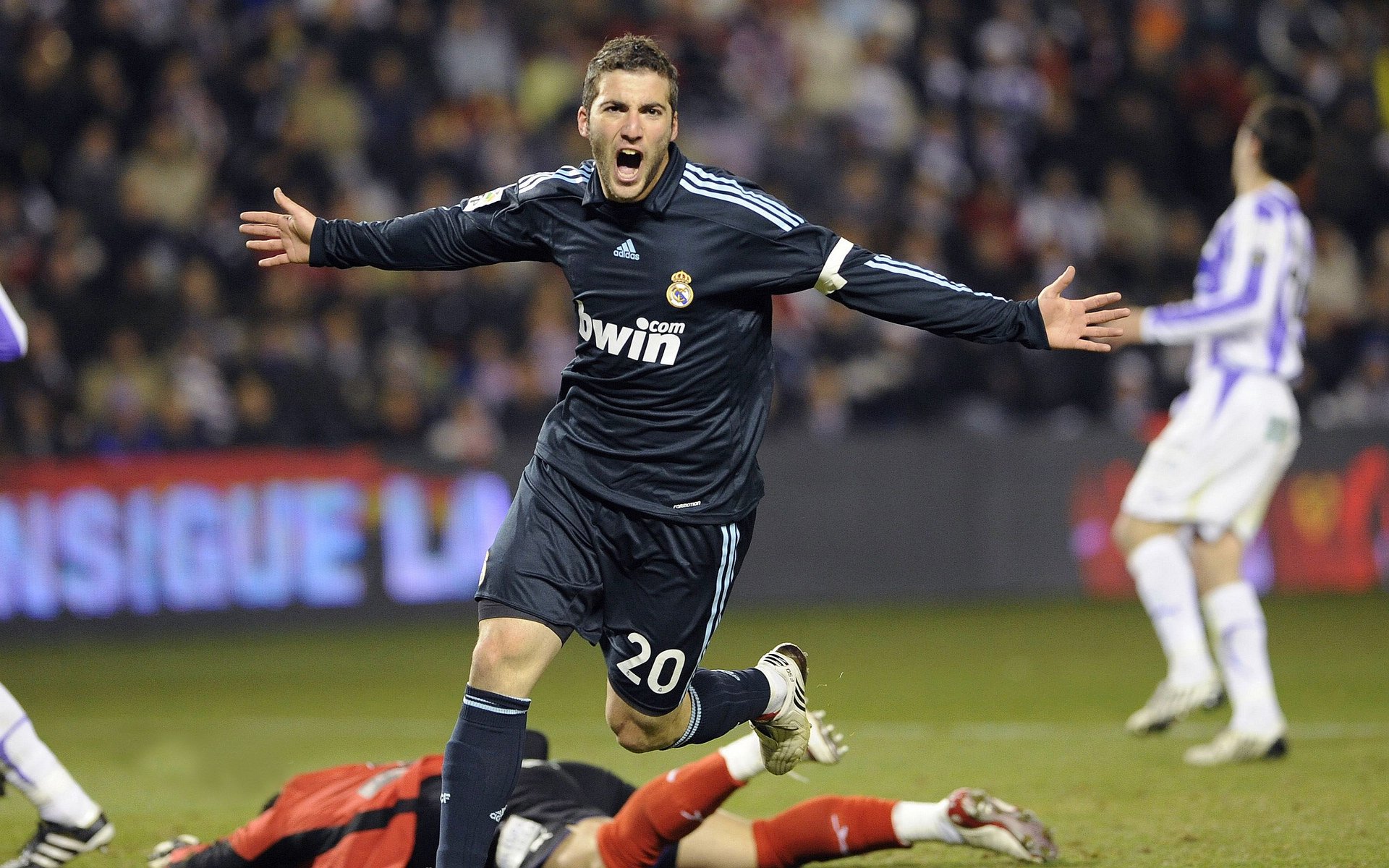 _都市穿越跑：在城市中探索未知_，穿越到都市生活