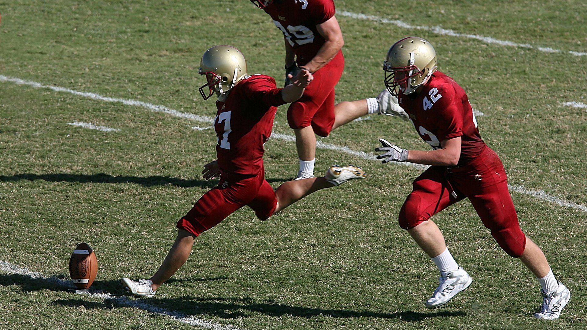 开云体育官方-青少年裁判员“互联网选拔”平台正式启动，公平公正不断深化，青少年竞赛