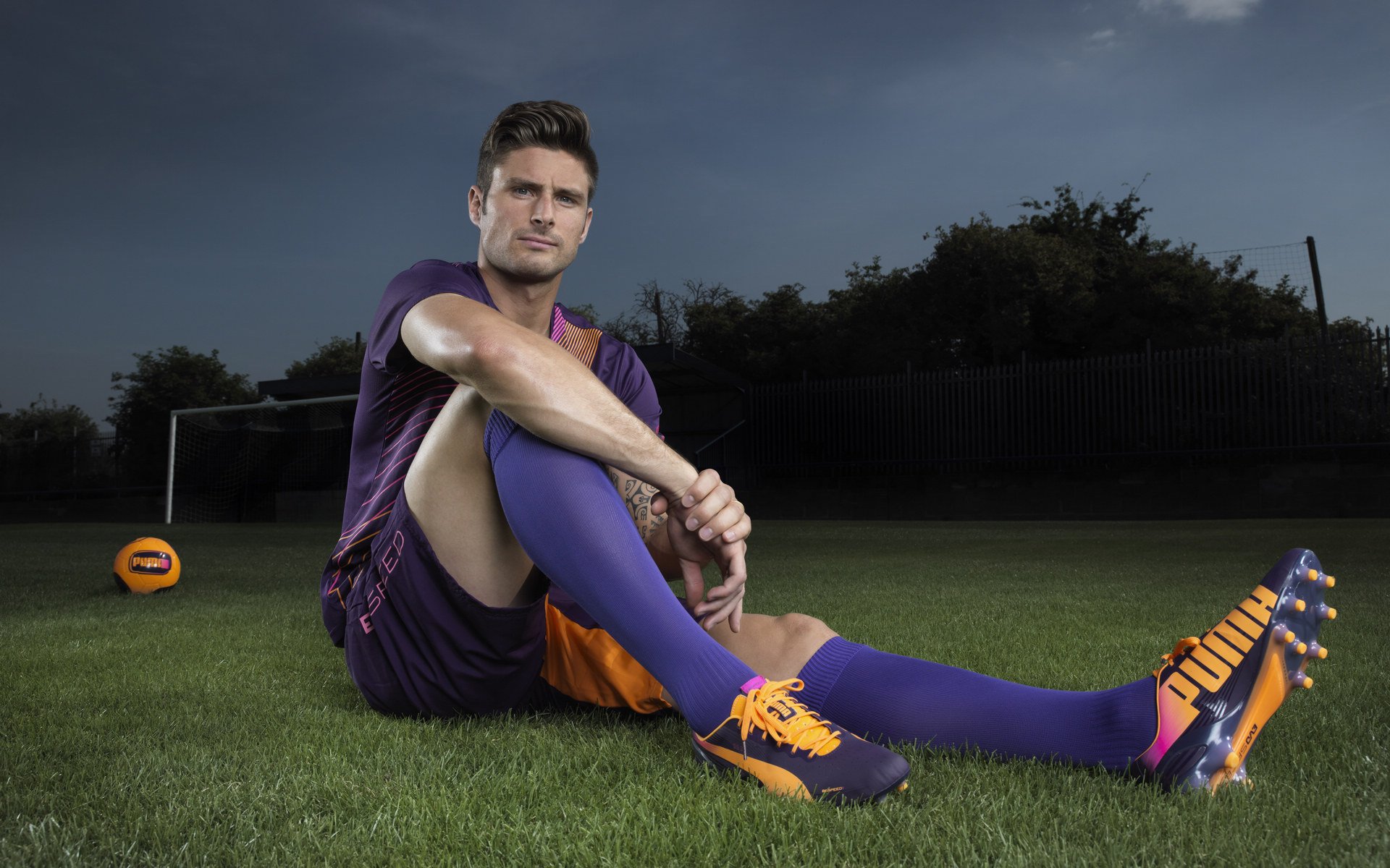 开云体育官方网站-韩华冠军刘翔飞抵赛事现场，韩翔老师